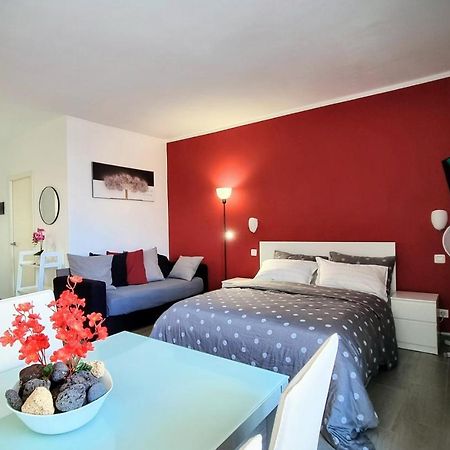 אדחה Stunning Studio With A Sea View And Pool, Paraiso Del Sur 1309 מראה חיצוני תמונה