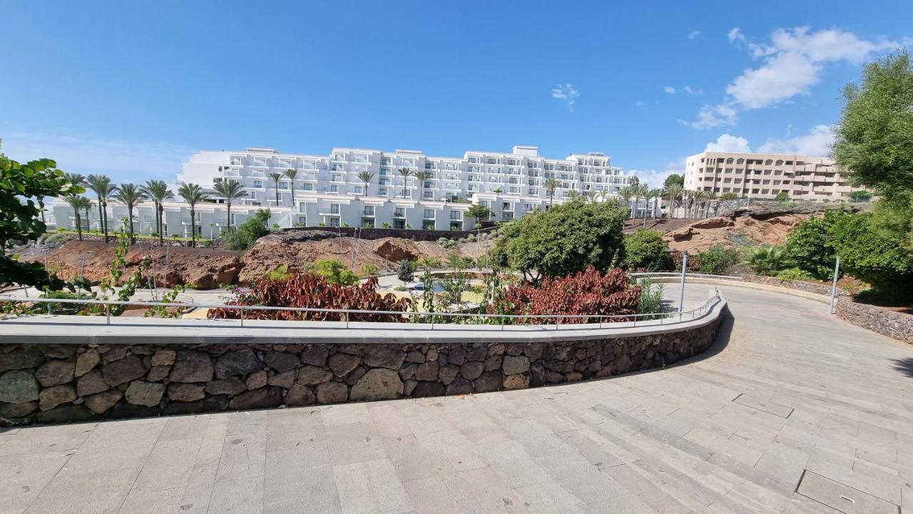 אדחה Stunning Studio With A Sea View And Pool, Paraiso Del Sur 1309 מראה חיצוני תמונה