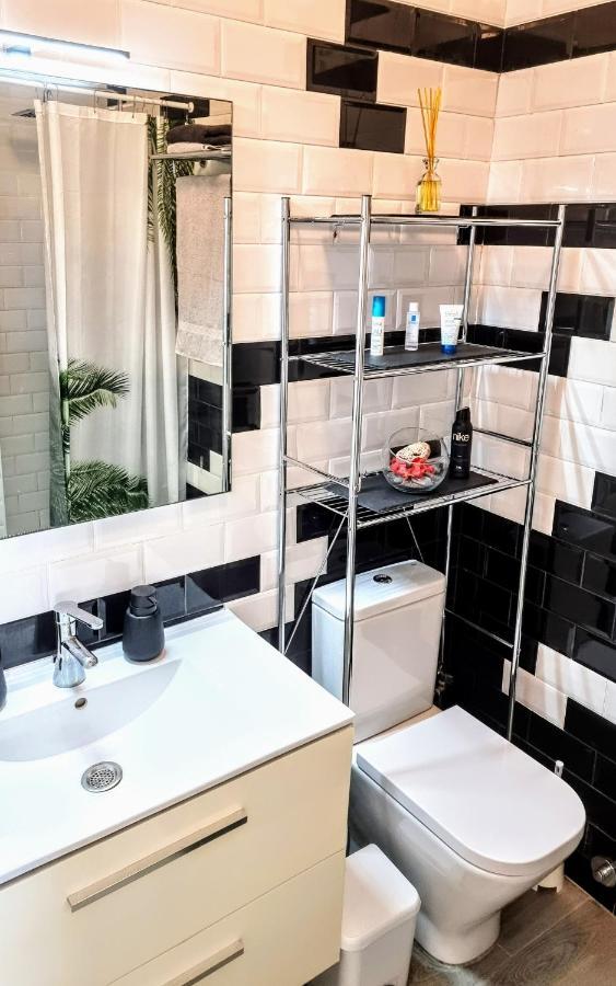 אדחה Stunning Studio With A Sea View And Pool, Paraiso Del Sur 1309 מראה חיצוני תמונה