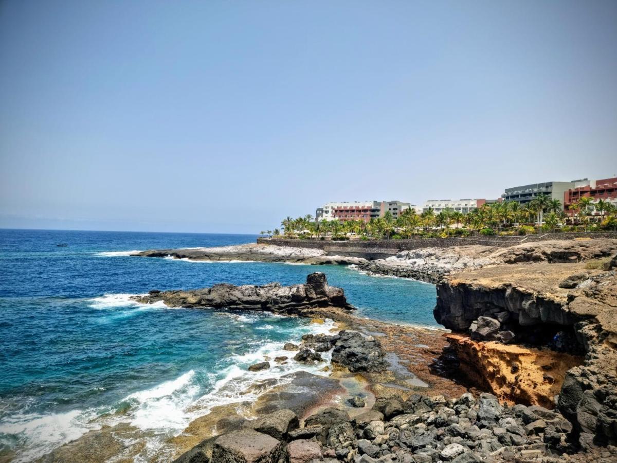אדחה Stunning Studio With A Sea View And Pool, Paraiso Del Sur 1309 מראה חיצוני תמונה